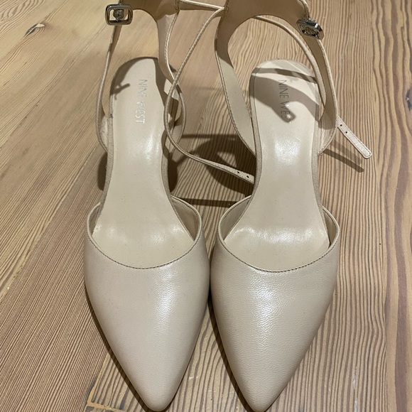 Nine West pumps - Picture 2 of 3